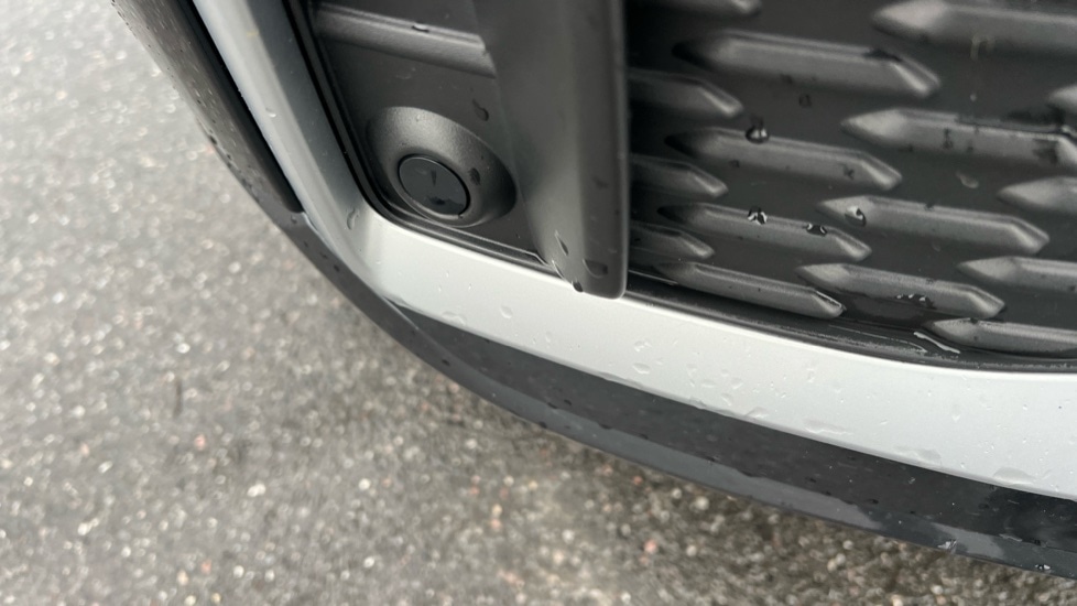 Used Audi Q2 2023 for sale - 76796259: Photo 60