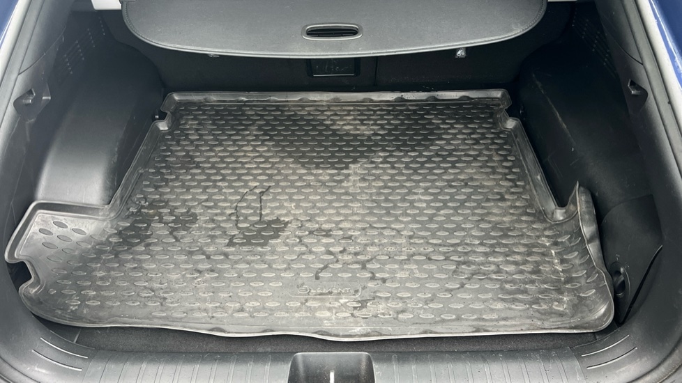 Used Kia EV6 2023 for sale - 76888860: Photo 15