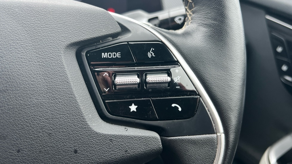 Used Kia EV6 2023 for sale - 76888860: Photo 22