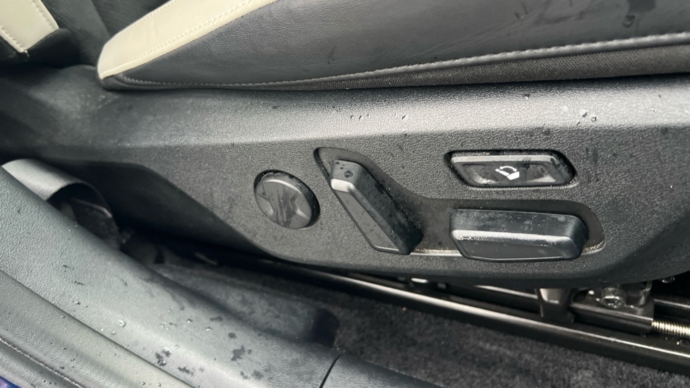 Used Kia EV6 2023 for sale - 76888860: Photo 32