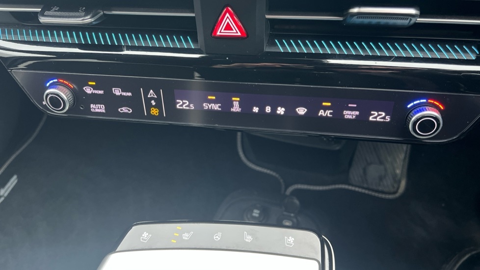 Used Kia EV6 2023 for sale - 76888860: Photo 44