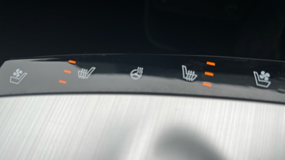 Used Kia EV6 2023 for sale - 76888860: Photo 45