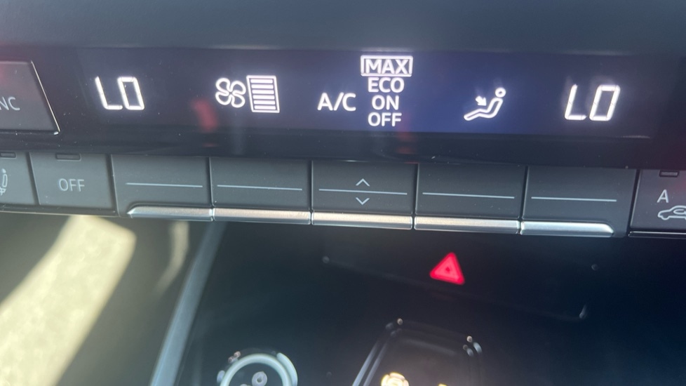 Used Audi Q4 e-tron 2025 for sale - 77067698: Photo 37