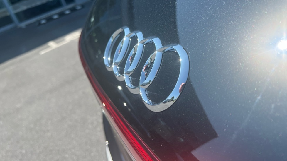 Used Audi Q4 e-tron 2025 for sale - 77067698: Photo 43