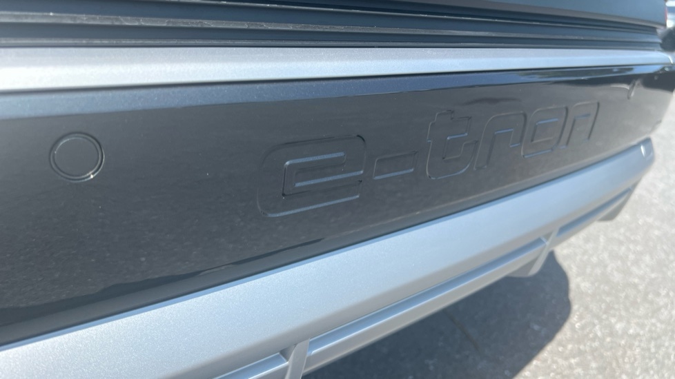 Used Audi Q4 e-tron 2025 for sale - 77067698: Photo 47