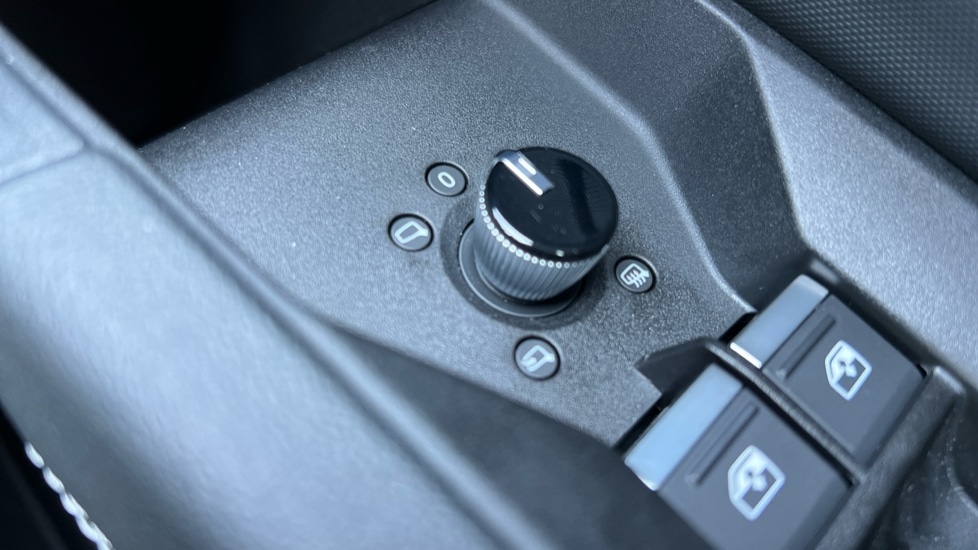 Used Audi Q4 e-tron 2025 for sale - 77067698: Photo 83