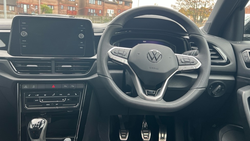 Used Volkswagen T-Roc 2025 for sale - 76434611: Photo 11