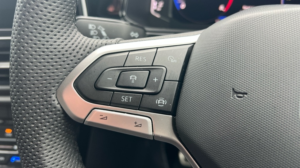 Used Volkswagen T-Roc 2025 for sale - 76434611: Photo 23