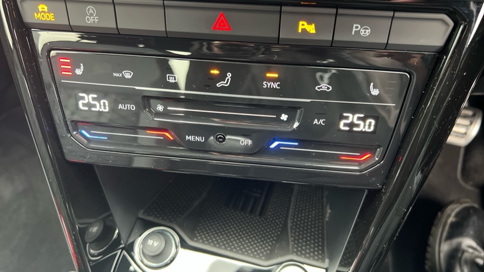 Used Volkswagen T-Roc 2025 for sale - 76434611: Photo 44