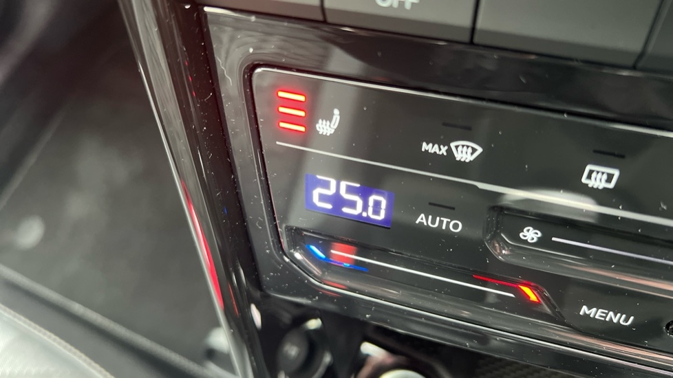 Used Volkswagen T-Roc 2025 for sale - 76434611: Photo 45