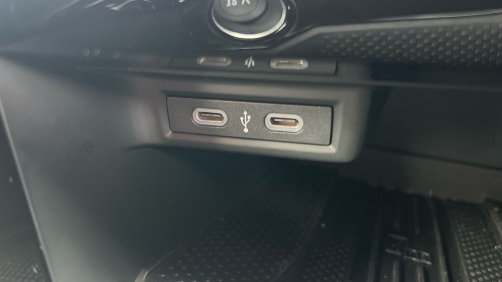 Used Volkswagen T-Roc 2025 for sale - 76434611: Photo 46