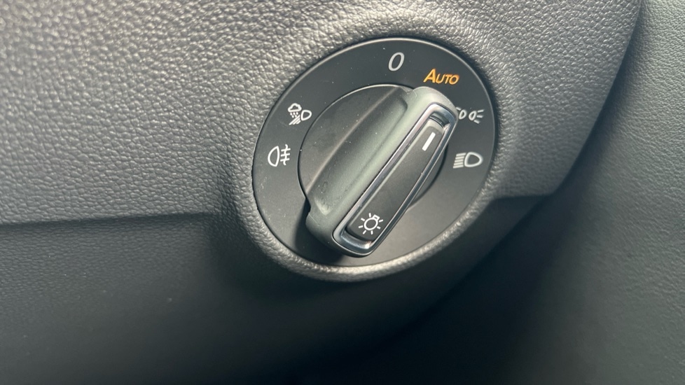 Used Volkswagen T-Roc 2025 for sale - 76434611: Photo 50