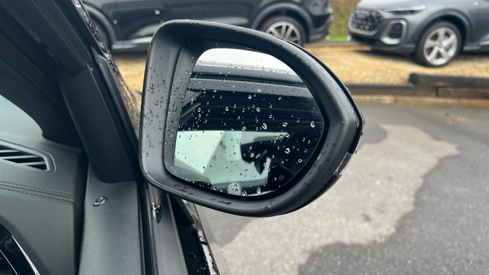 Used Volkswagen T-Roc 2025 for sale - 76434611: Photo 52