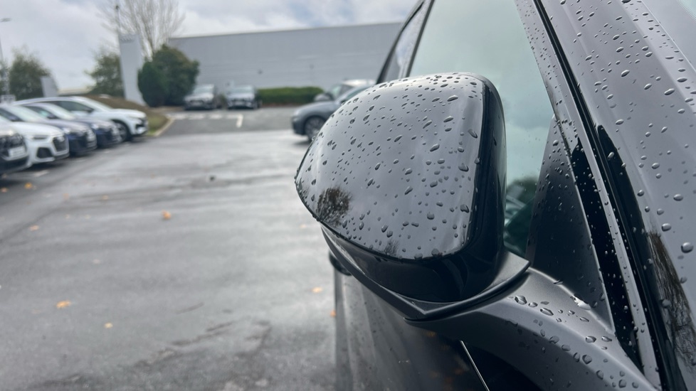 Used Volkswagen T-Roc 2025 for sale - 76434611: Photo 60