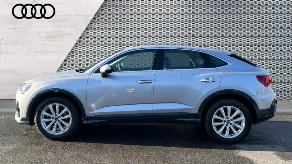 Used Audi Q3 2023 for sale - 76942891: Photo 9