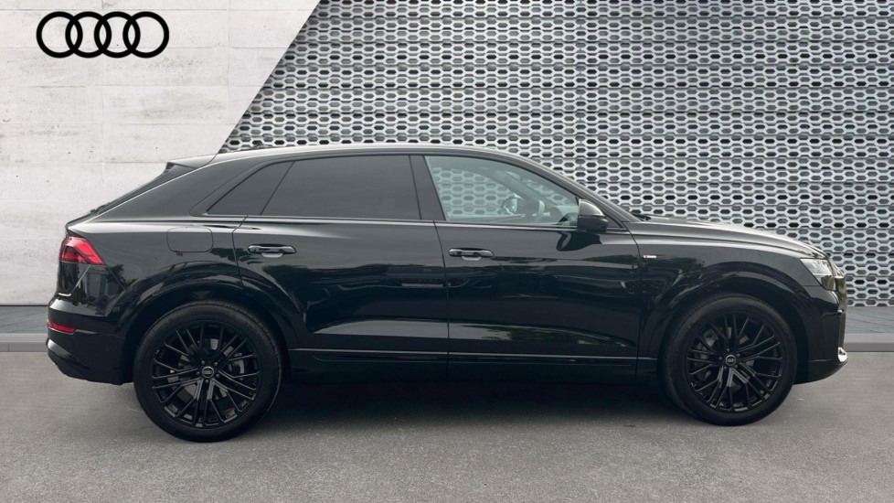 Used Audi Q8 2025 for sale - 76176375: Photo 4