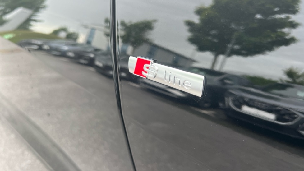 Used Audi Q8 2025 for sale - 76176375: Photo 45