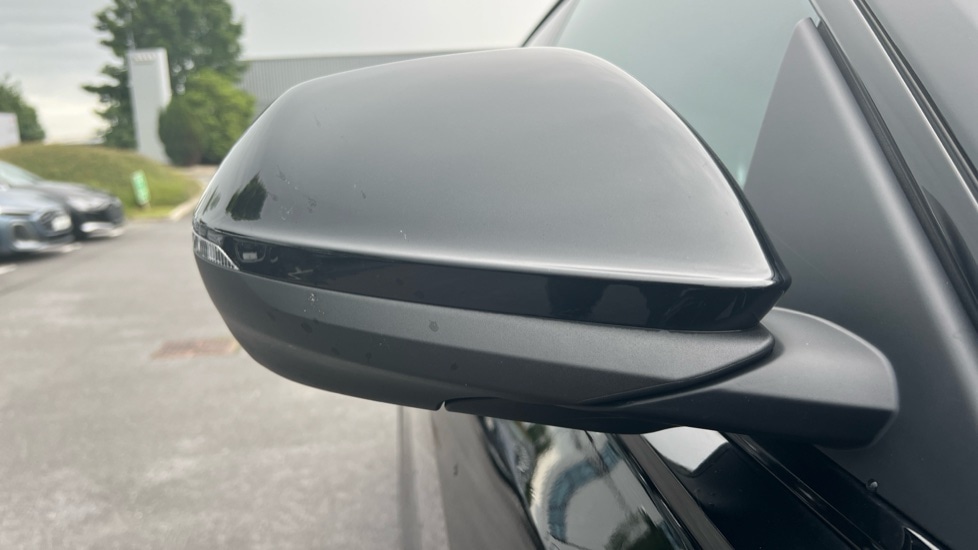 Used Audi Q8 2025 for sale - 76176375: Photo 46
