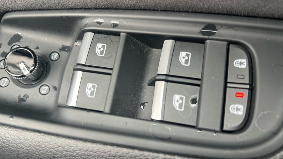 Used Audi Q8 2025 for sale - 76176375: Photo 82