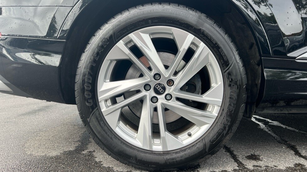 Used Audi Q7 2023 for sale - 76140374: Photo 21