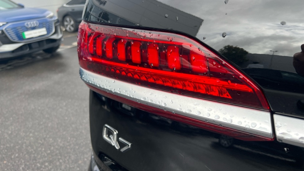 Used Audi Q7 2023 for sale - 76140374: Photo 33