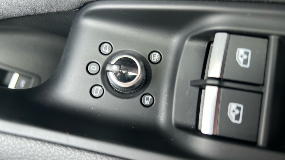 Used Audi Q7 2023 for sale - 76140374: Photo 35