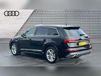 Used Audi Q7 2023 for sale - 76140374: Photo 3