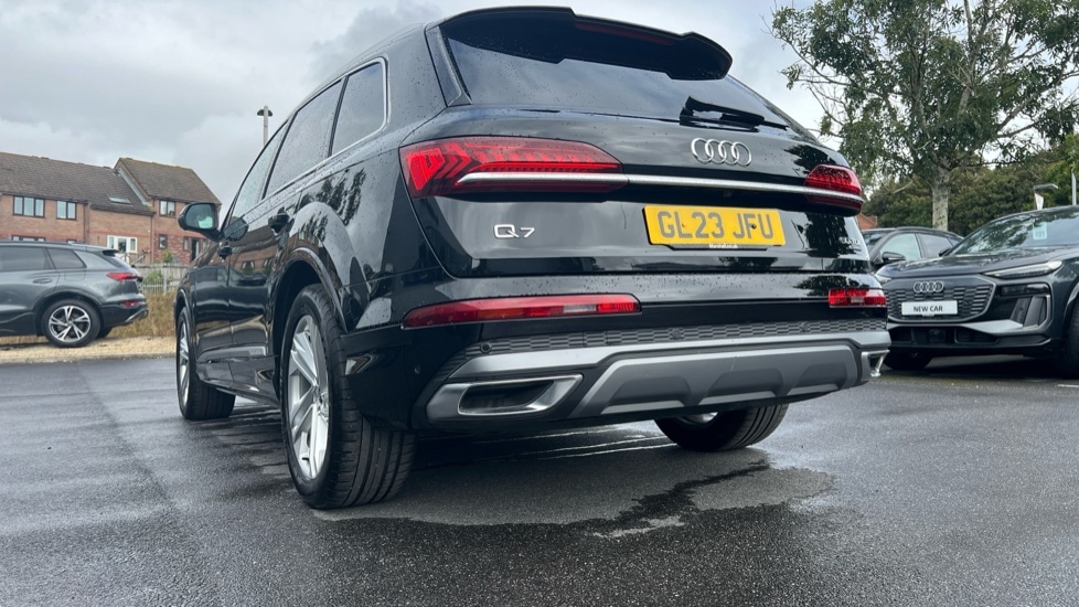 Used Audi Q7 2023 for sale - 76140374: Photo 46