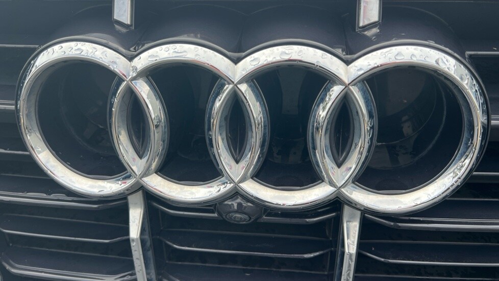 Used Audi Q7 2023 for sale - 76140374: Photo 52