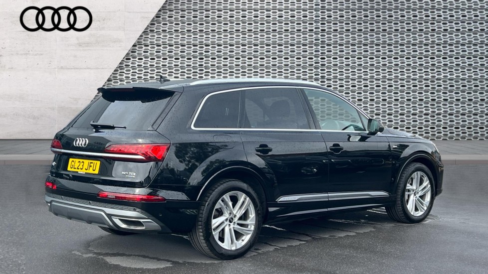 Used Audi Q7 2023 for sale - 76140374: Photo 8