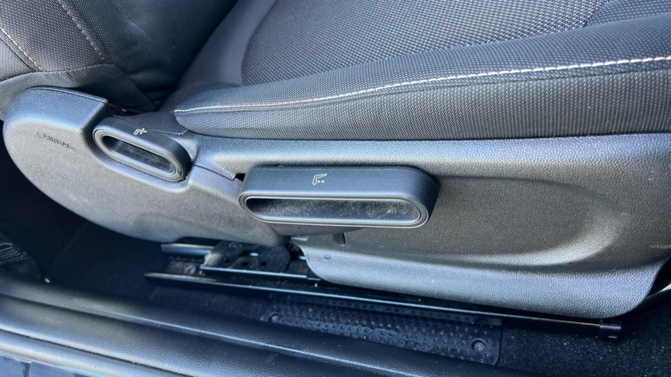 Used MINI Hatch 2020 for sale - 76602828: Photo 32