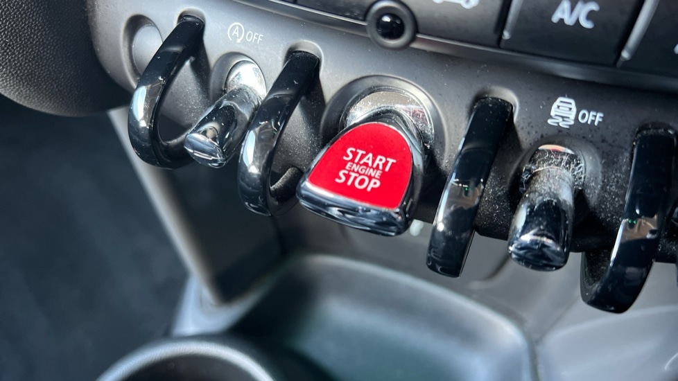 Used MINI Hatch 2020 for sale - 76602828: Photo 42