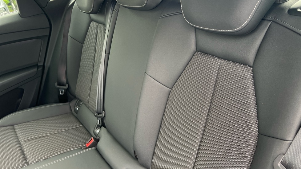 Used Audi Q4 e-tron 2023 for sale - 76501421: Photo 15