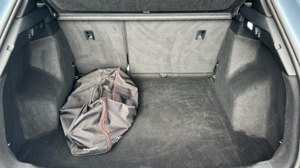 Used Audi Q4 e-tron 2023 for sale - 76501421: Photo 18