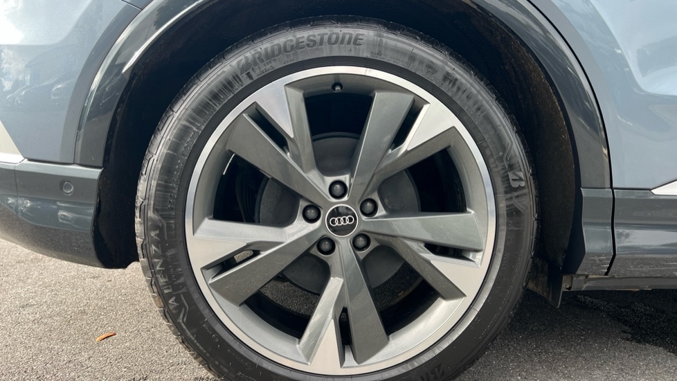 Used Audi Q4 e-tron 2023 for sale - 76501421: Photo 21