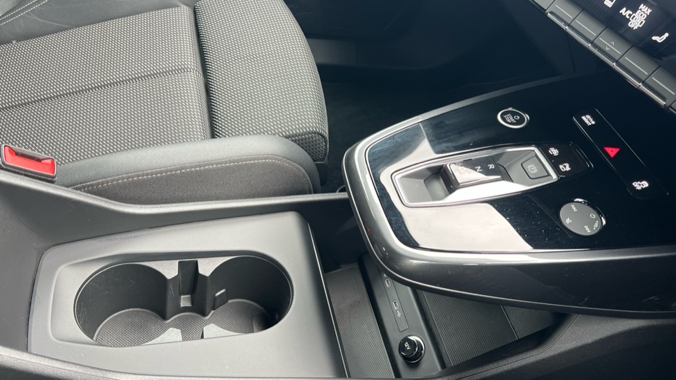 Used Audi Q4 e-tron 2023 for sale - 76501421: Photo 27