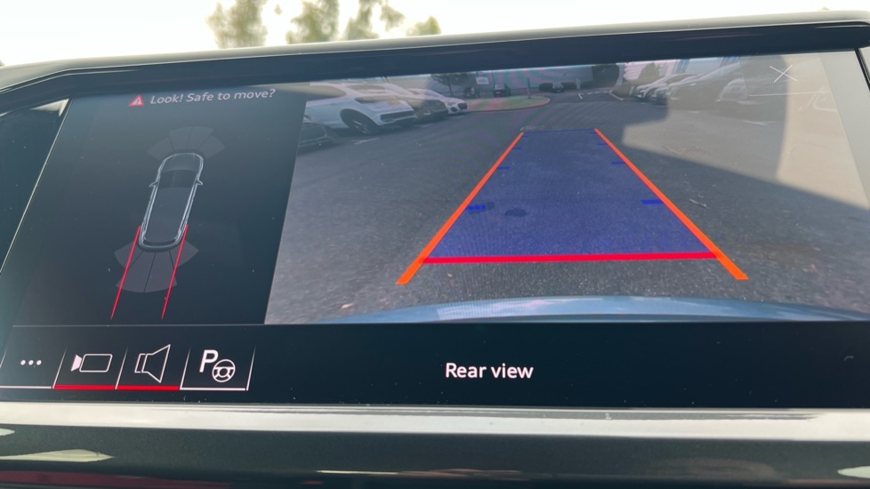 Used Audi Q4 e-tron 2023 for sale - 76501421: Photo 36