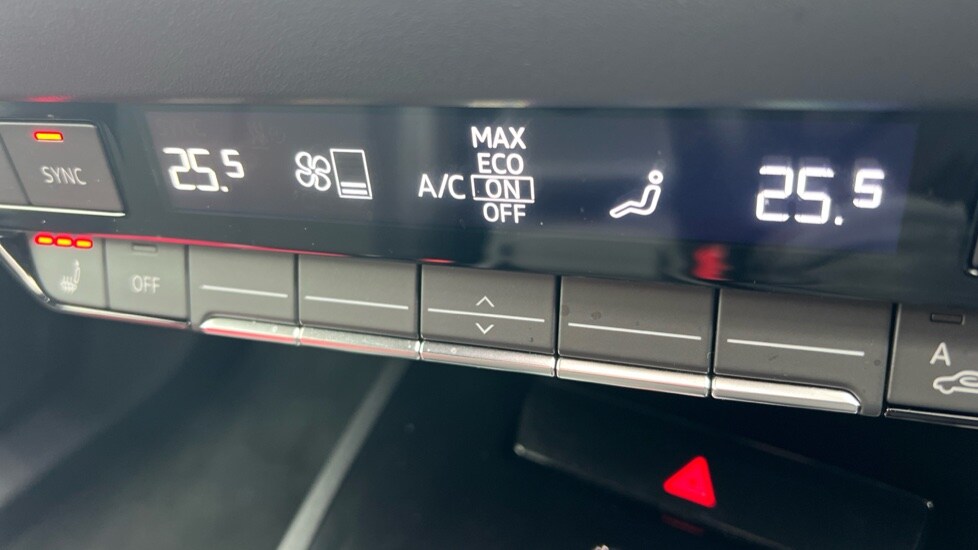 Used Audi Q4 e-tron 2023 for sale - 76501421: Photo 46