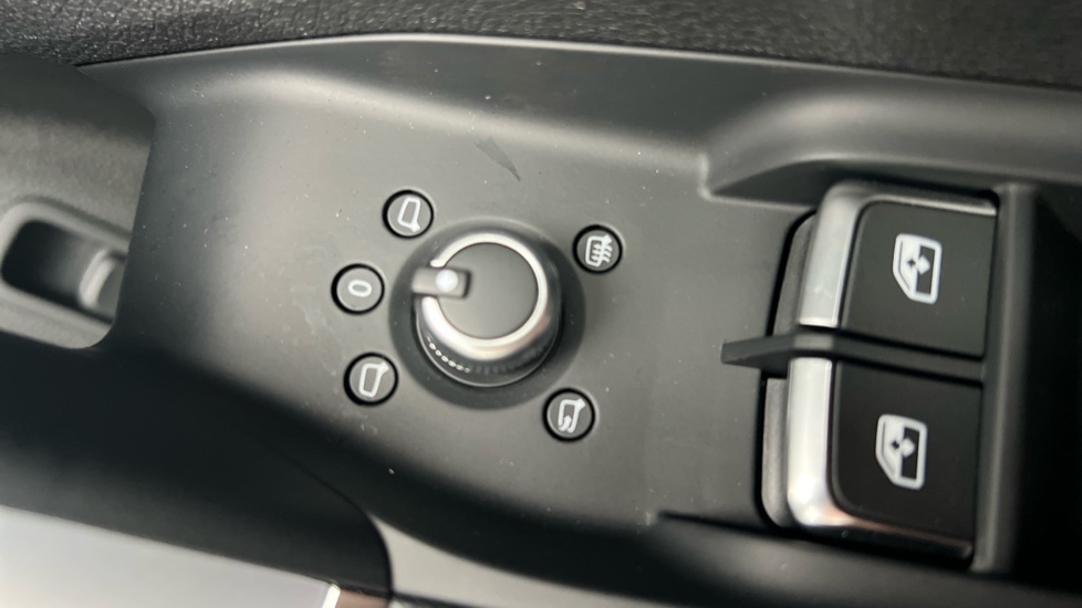 Used Audi Q2 2025 for sale - 76597824: Photo 41