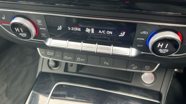 Used Audi Q5 2023 for sale - 76112382: Photo 76