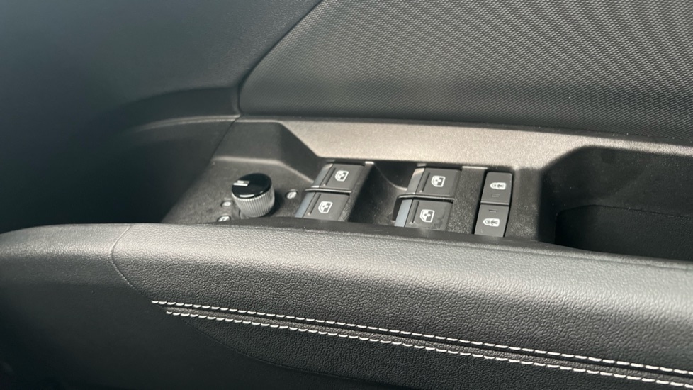 Used Audi Q4 e-tron 2024 for sale - 76539897: Photo 28