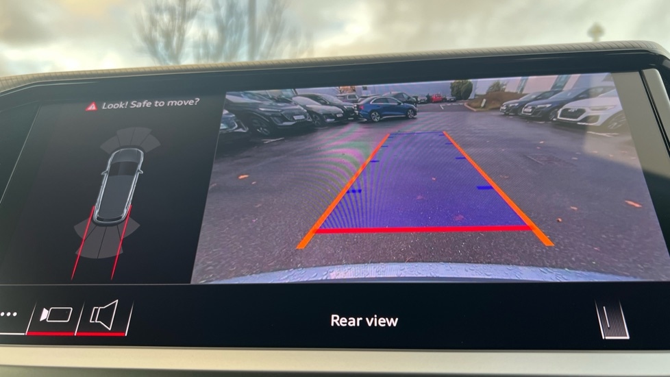 Used Audi Q4 e-tron 2024 for sale - 76539897: Photo 36