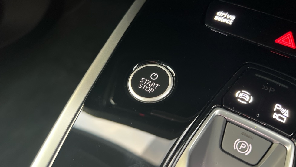 Used Audi Q4 e-tron 2024 for sale - 76539897: Photo 48