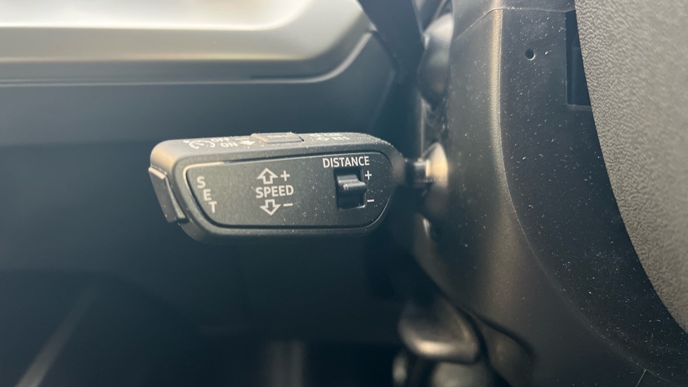 Used Audi Q4 e-tron 2024 for sale - 76539897: Photo 50