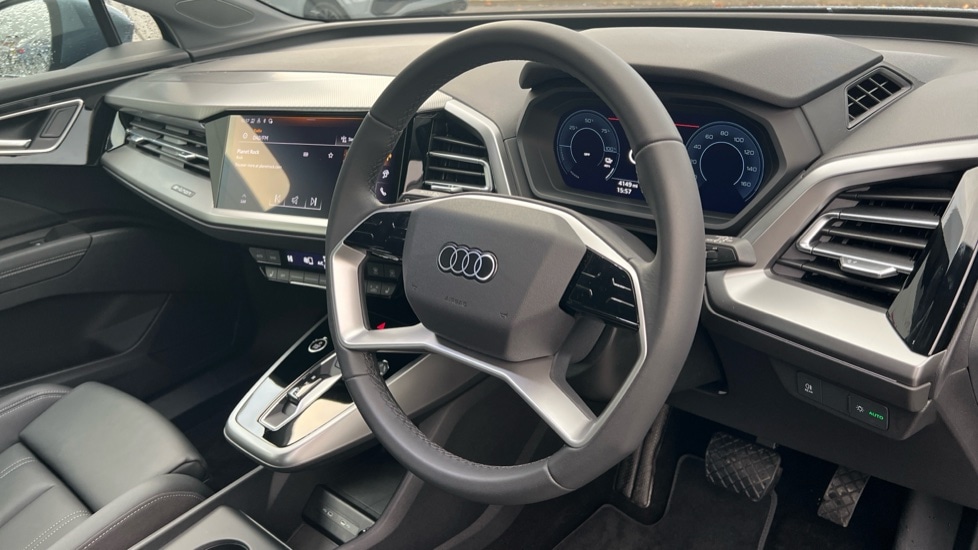 Used Audi Q4 e-tron 2024 for sale - 76539897: Photo 6