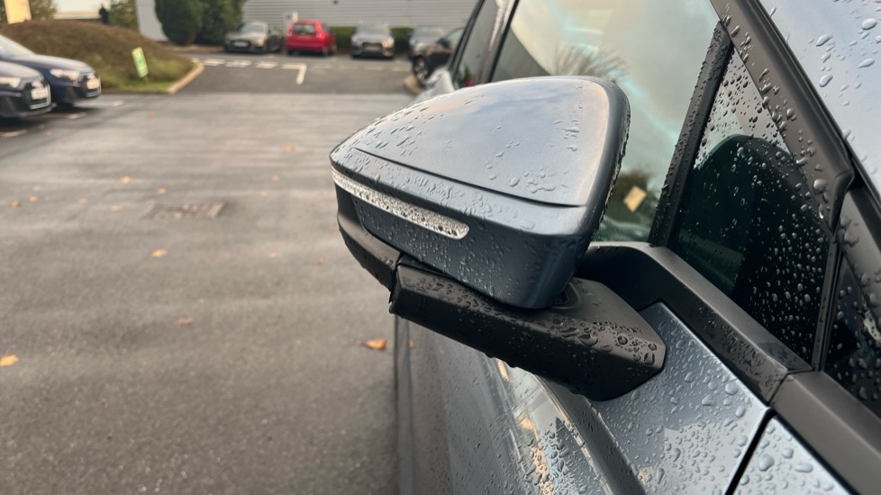 Used Audi Q4 e-tron 2024 for sale - 76539897: Photo 65