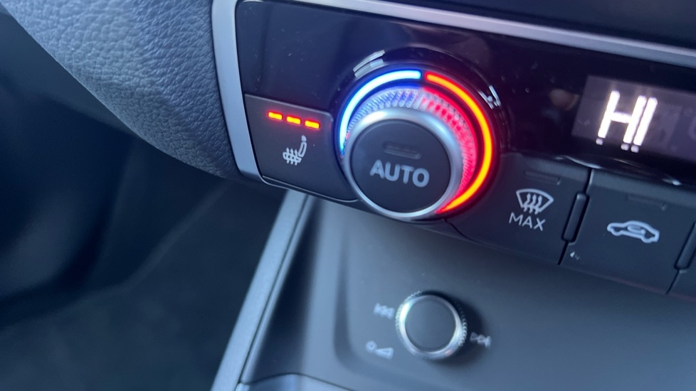 Used Audi Q3 2025 for sale - 76640266: Photo 47