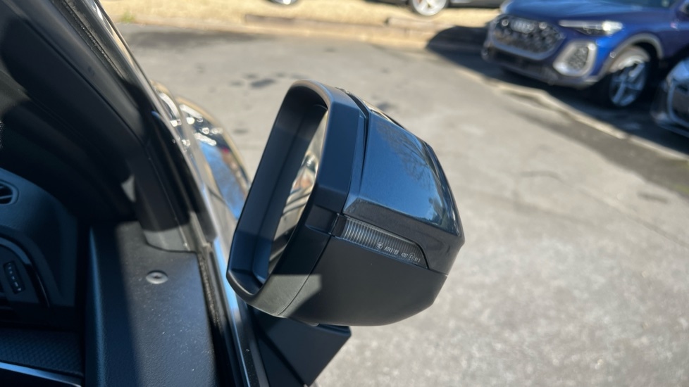 Used Audi Q3 2025 for sale - 76640266: Photo 54