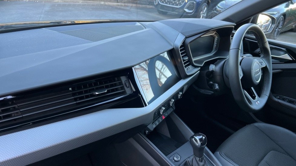 Used Audi A1 2025 for sale - 76704398: Photo 2