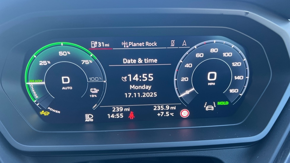 Used Audi Q4 e-tron 2025 for sale - 76567908: Photo 14